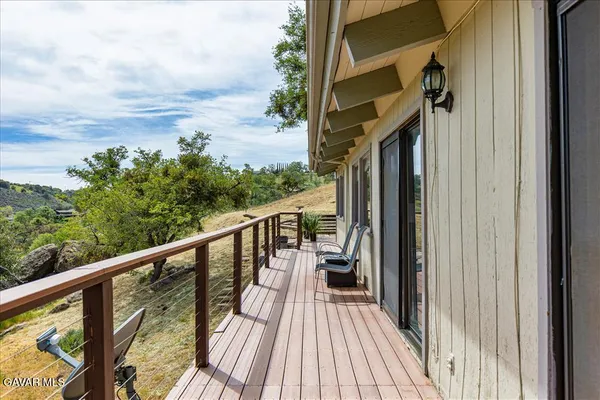 $582,500 | 25900 Columbia Way, Tehachapi, CA 93561