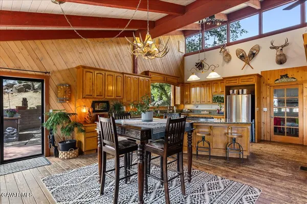 $582,500 | 25900 Columbia Way, Tehachapi, CA 93561