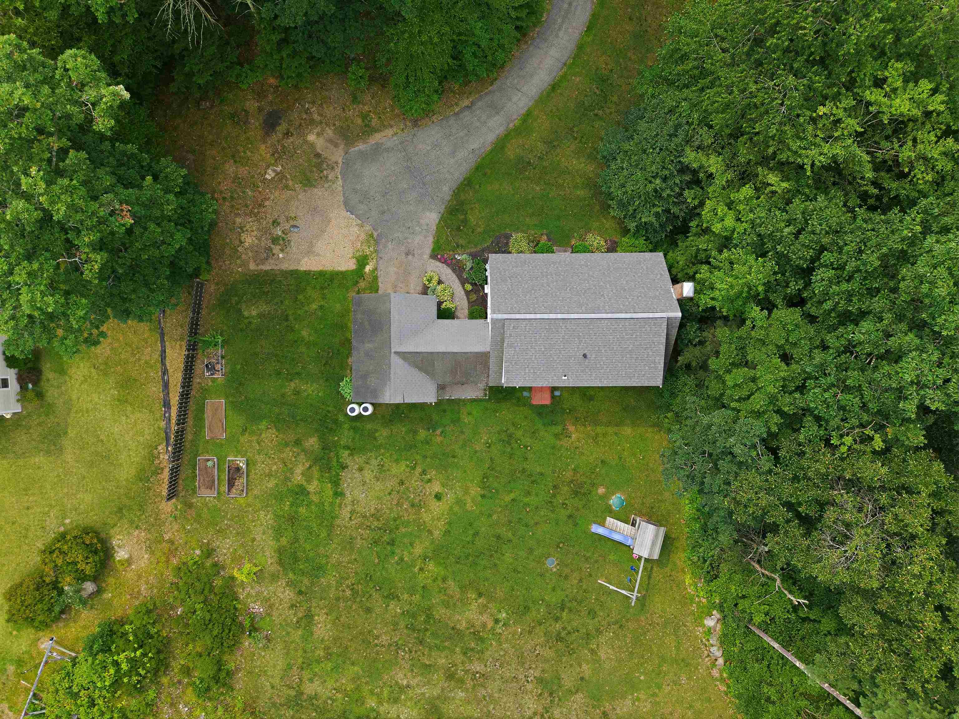 24 Manchester Road Amherst, NH 03031 - Photo 40 of 46 Gallery Image 40