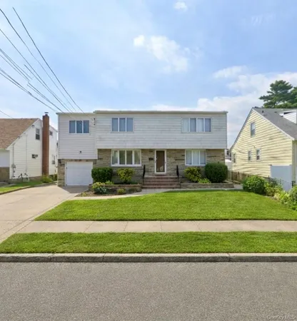 $3,600 | Undisclosed Address, Franklin Square, NY 11003