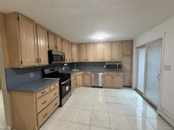 $3,600 | Undisclosed Address, Franklin Square, NY 11003