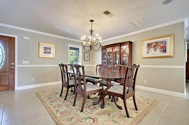 719 Windward Road Charleston, SC 29412 - Photo 12 of 33 Dining room