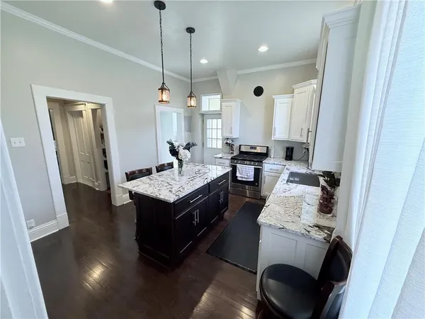 $264,900 | 1920 Clay Street, St. Joseph, MO 64501