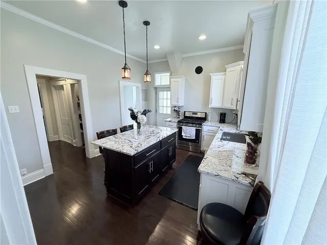 $272,500 | 1920 Clay Street, St. Joseph, MO 64501