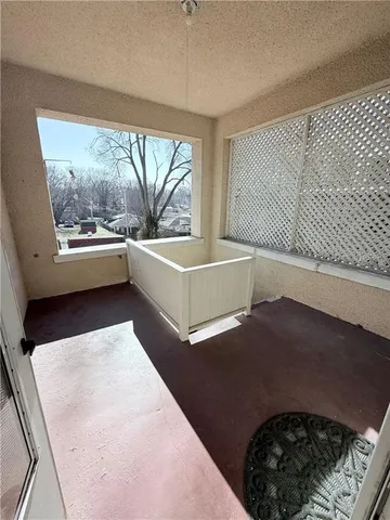 $272,500 | 1920 Clay Street, St. Joseph, MO 64501