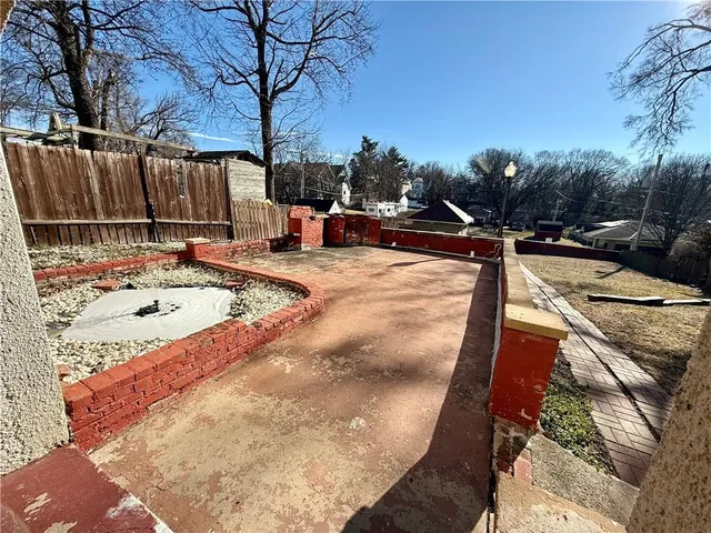 $272,500 | 1920 Clay Street, St. Joseph, MO 64501