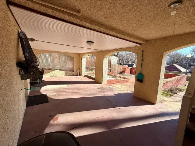 $272,500 | 1920 Clay Street, St. Joseph, MO 64501