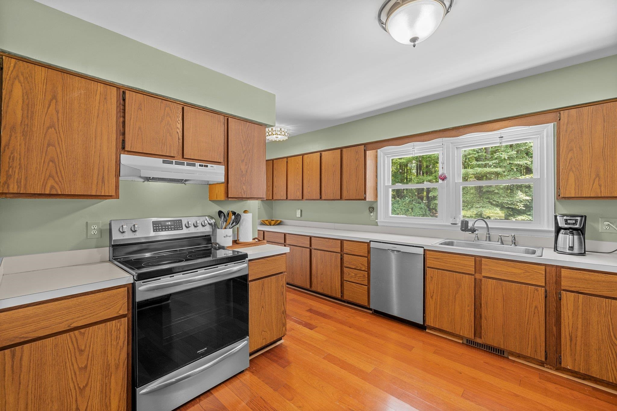 415 Robin Road Chapel Hill, NC 27516 - Photo 9 of 39 Photo 10