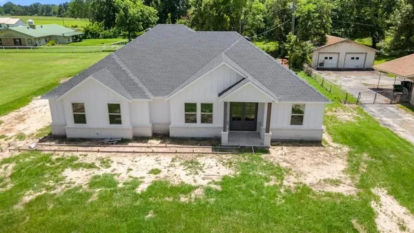 $338,000 | 180 Nix Drive, Emory, TX 75440