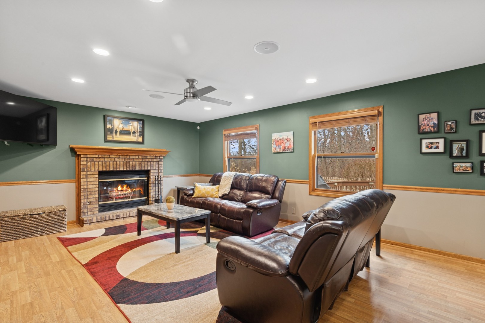 17543 Hawk Court Gurnee, IL 60031 - Photo 7 of 16