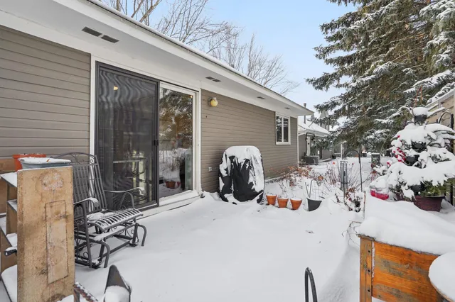 $225,000 | 18 Somerset Drive, Waconia, MN 55387