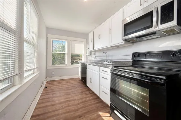 $420,000 | 3411 East 9th Street, Kansas City, MO 64124