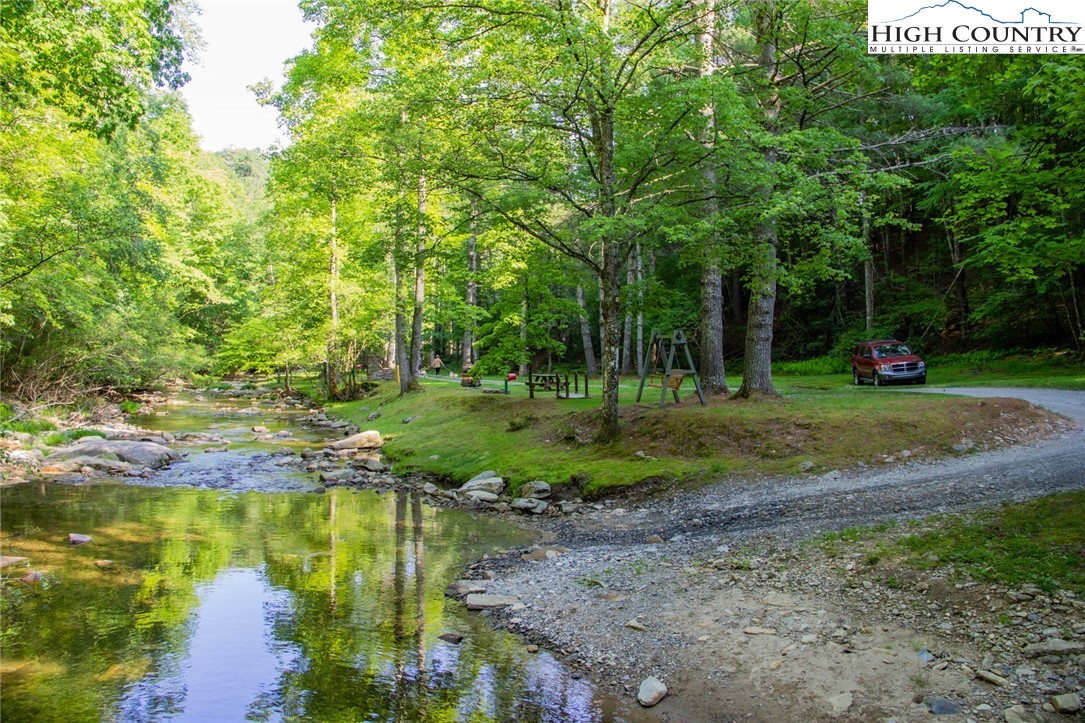 Lot94-95 Roaring Ridge Road Deep Gap, NC 28618 - Photo 15 of 17 a view of a park with large trees