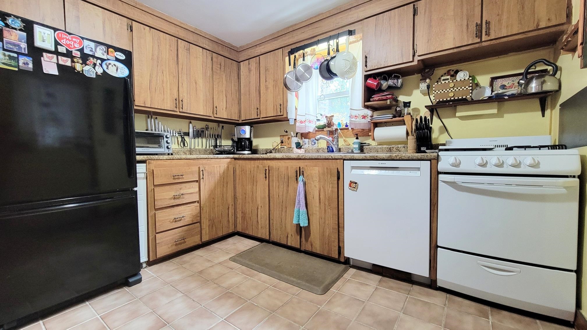 4 Eastern Avenue Concord, NH 03301 - Photo 3 of 43