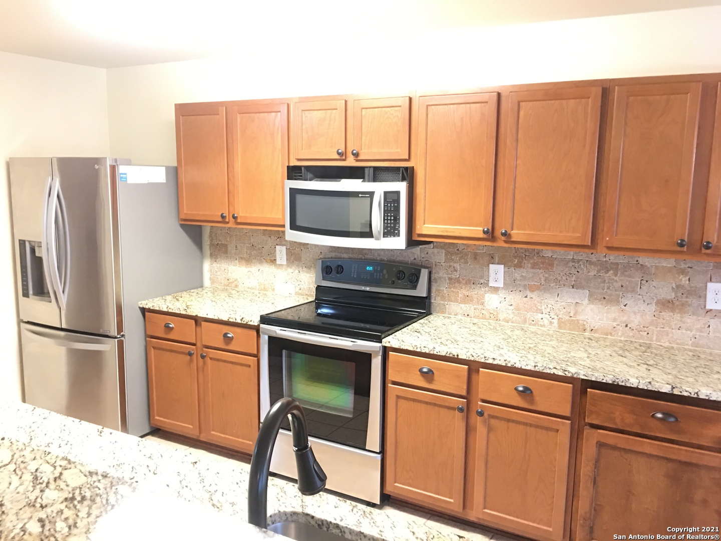 11818 Ranchwell Cove San Antonio, TX 78249 - Photo 13 of 24