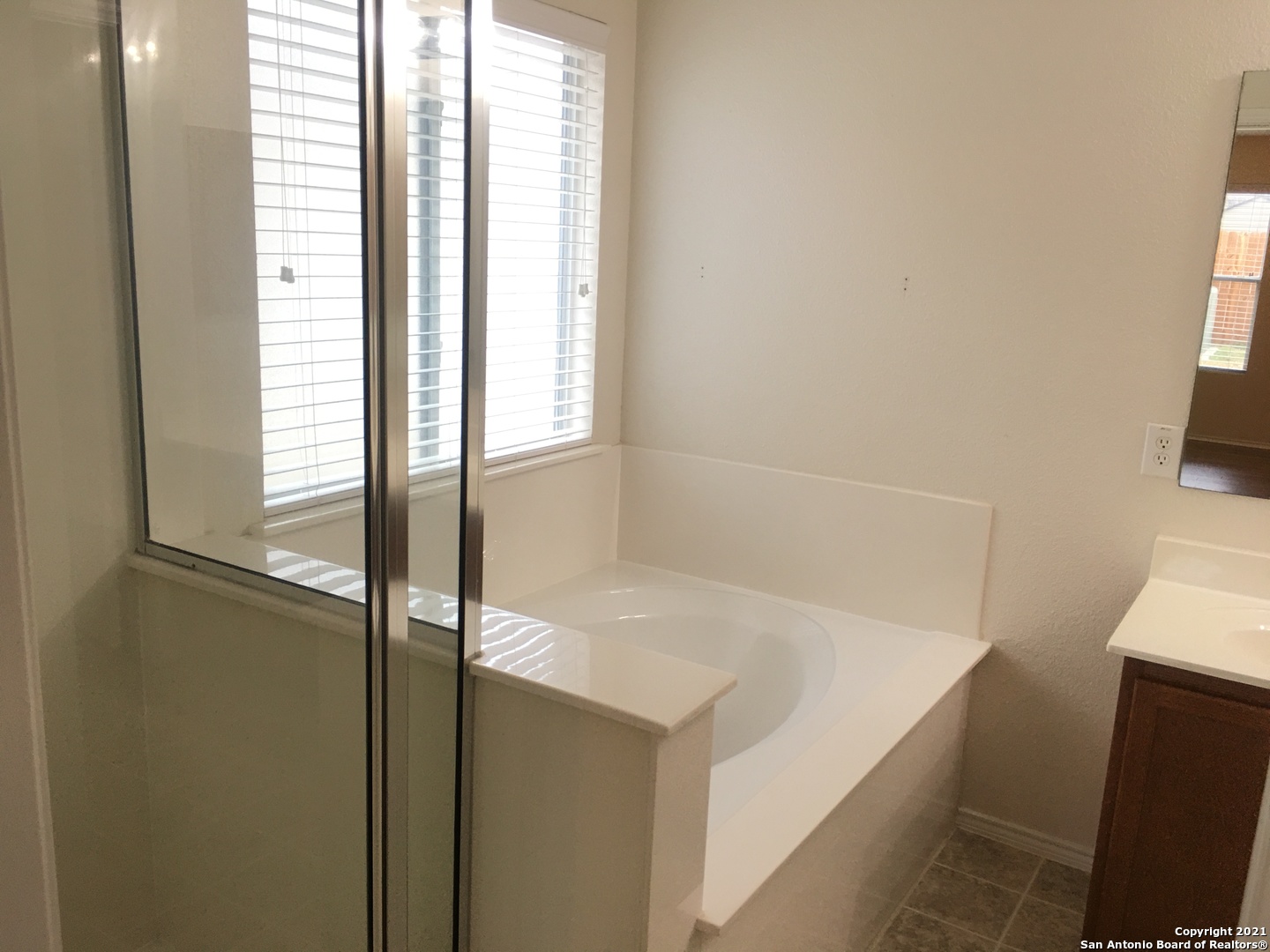 11818 Ranchwell Cove San Antonio, TX 78249 - Photo 19 of 24