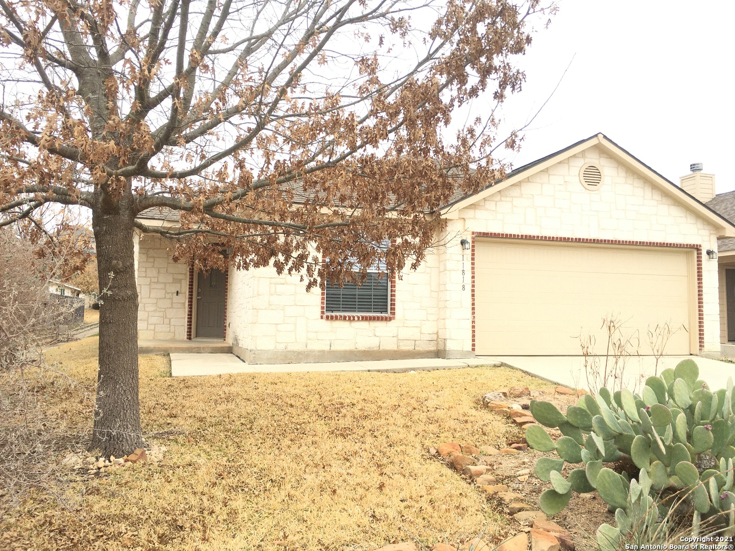 11818 Ranchwell Cove San Antonio, TX 78249 - Photo 2 of 24