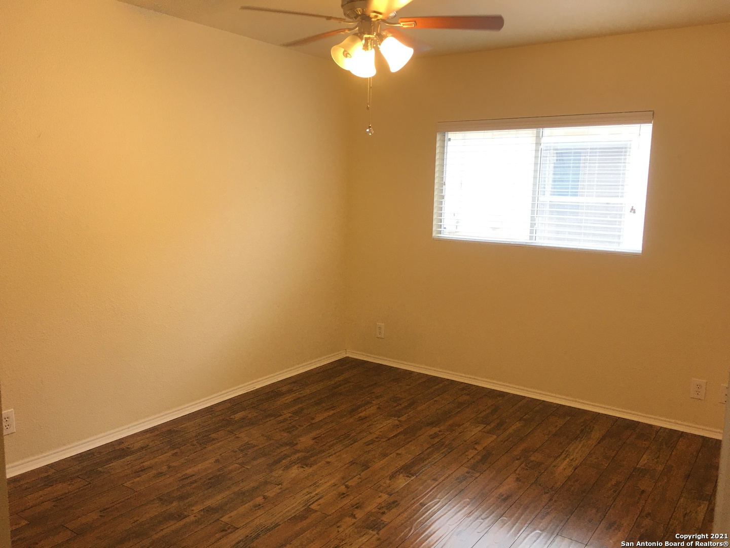 11818 Ranchwell Cove San Antonio, TX 78249 - Photo 8 of 24