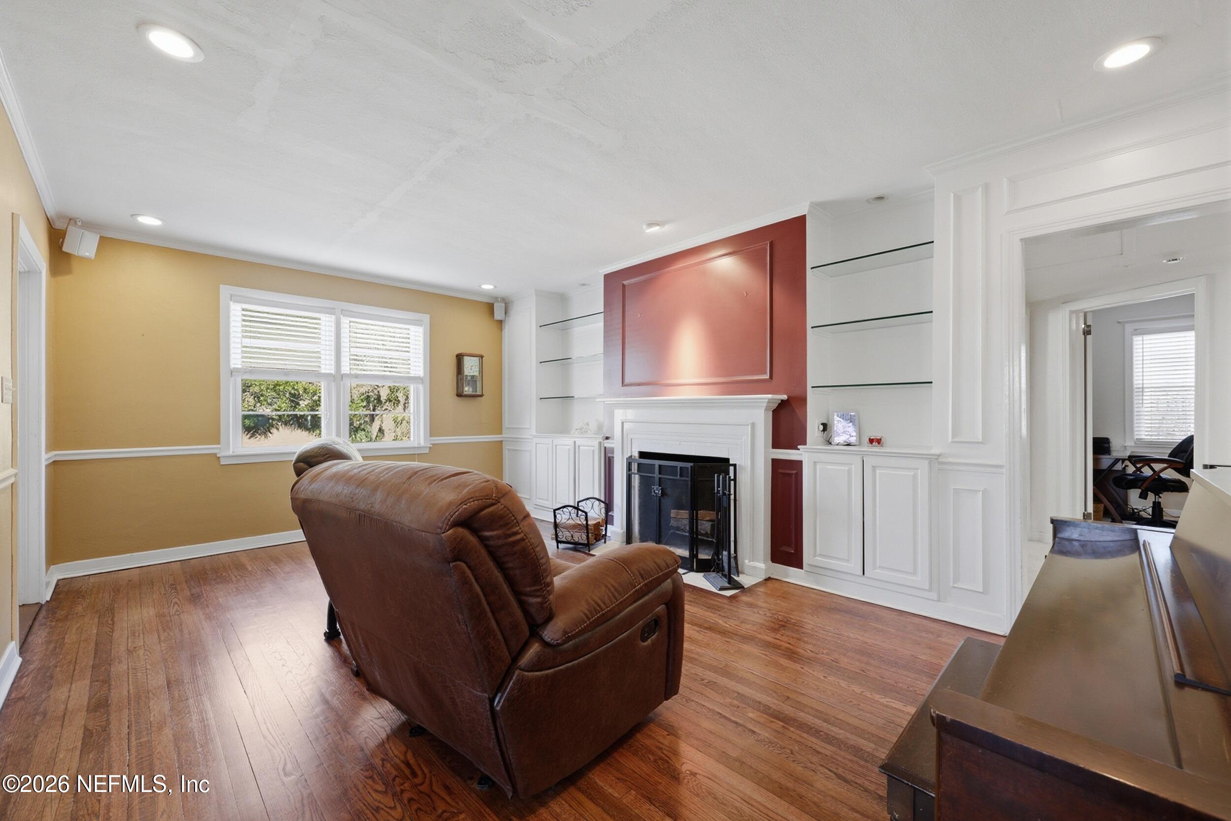 4155 London Road Jacksonville, FL 32207 - Photo 10 of 39 the real estateographers_015