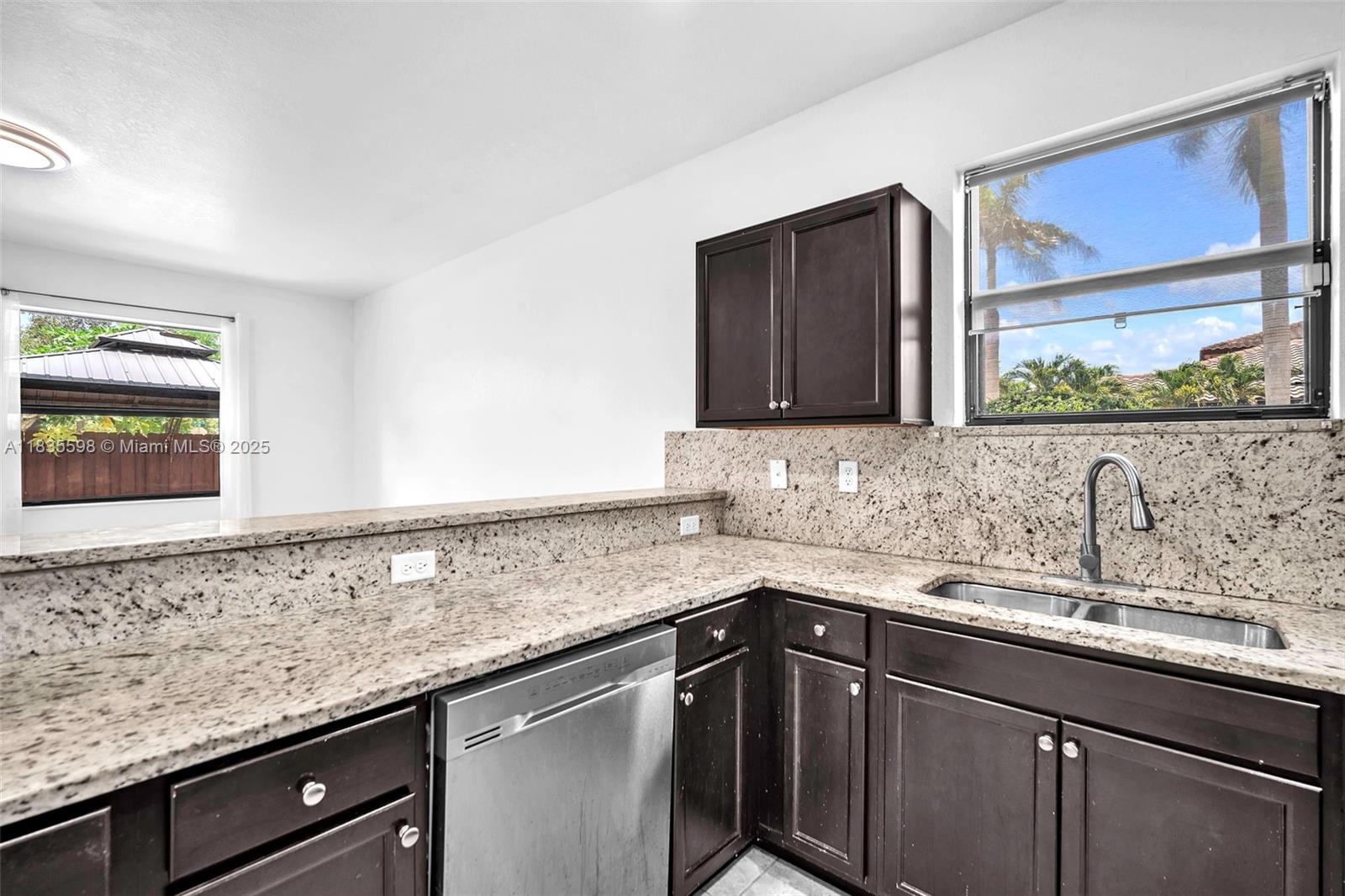 11601 Southwest 151st Place Miami, FL 33196 - Photo 12 of 37 Gallery Image 12