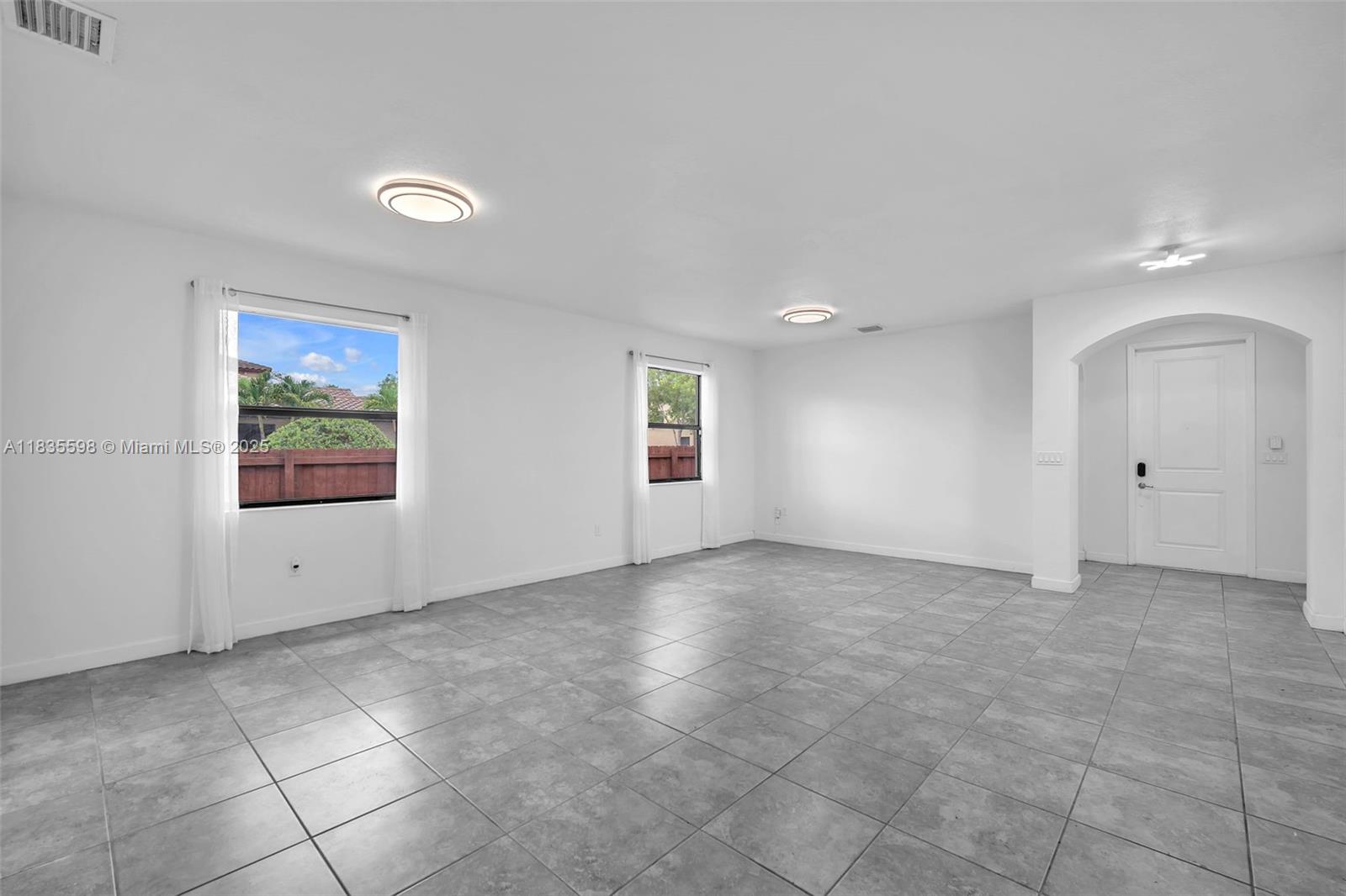 11601 Southwest 151st Place Miami, FL 33196 - Photo 8 of 37 Gallery Image 8