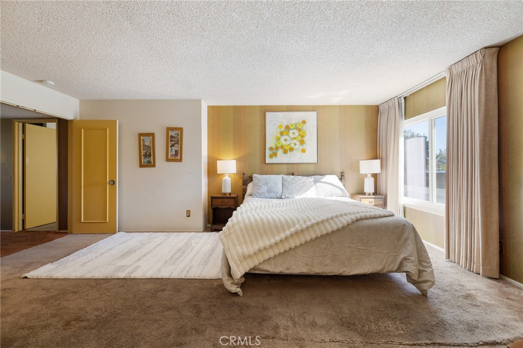 10140 Larwin Avenue, Unit 3 Chatsworth, CA 91311 - Photo 16 of 36 Bedroom 1