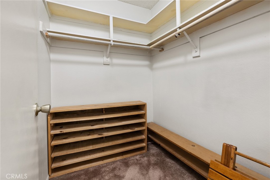 10140 Larwin Avenue, Unit 3 Chatsworth, CA 91311 - Photo 19 of 36 Bedroom 1 closet