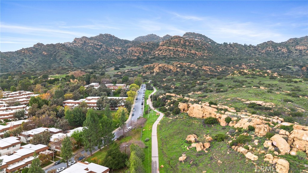 10140 Larwin Avenue, Unit 3 Chatsworth, CA 91311 - Photo 36 of 36 view of the nearby Hikiing trails in neighborhood