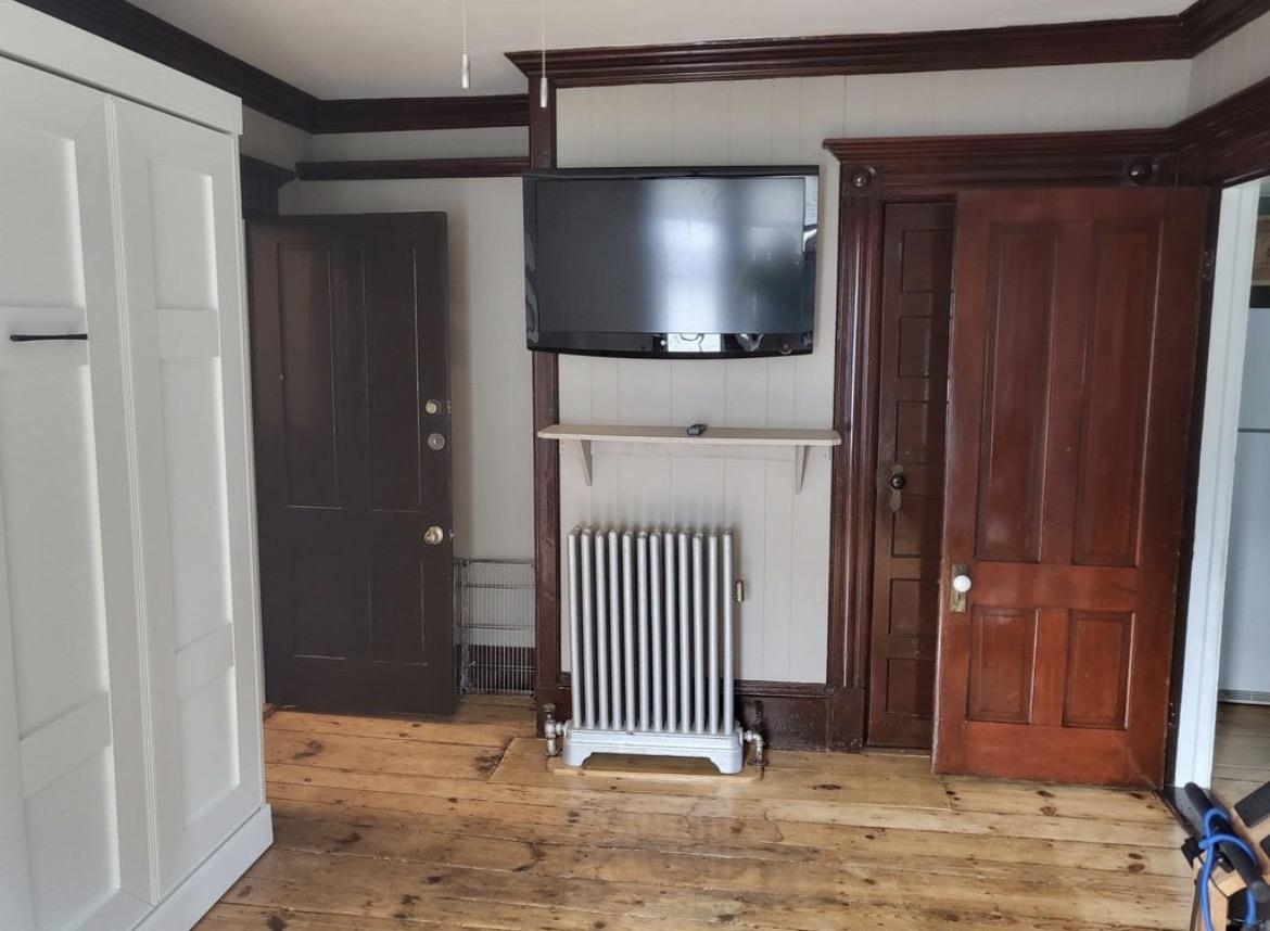 53 Messer Street, Unit B Laconia, NH 03246 - Photo 8 of 11