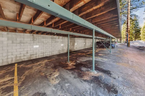 a view of a garage
