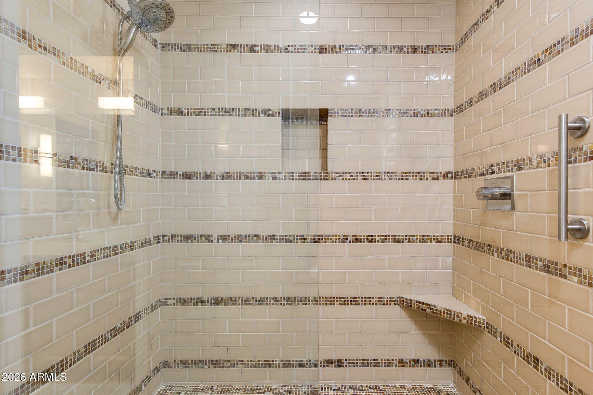 6186 North 28th Place Phoenix, AZ 85016 - Photo 10 of 17 Primary Shower