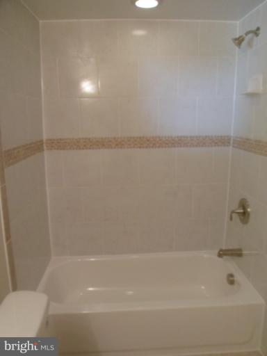7810 Sarakal Road Clinton, MD 20735 - Photo 11 of 26 Bath