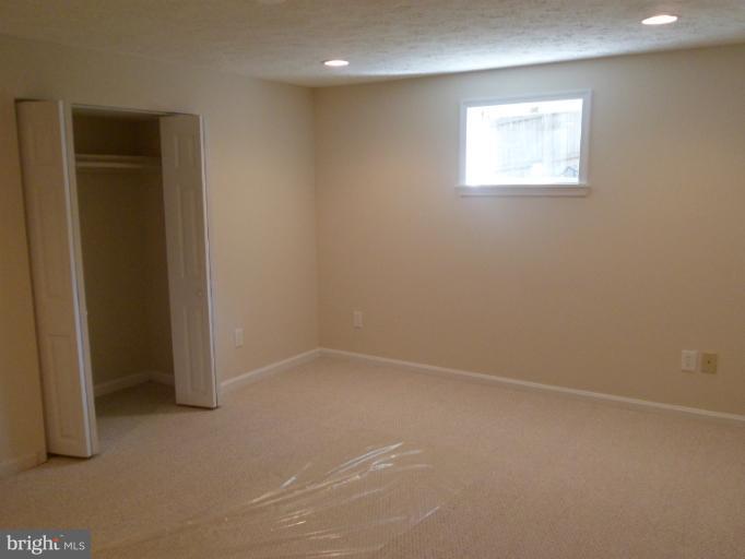 7810 Sarakal Road Clinton, MD 20735 - Photo 22 of 26 Bedroom