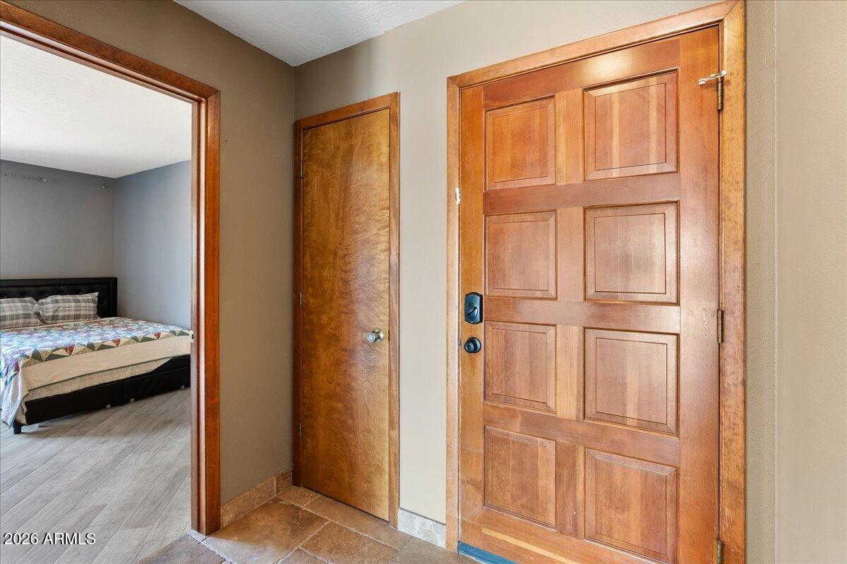 65 Verde Valley School Road, Unit D5 Sedona, AZ 86351 - Photo 2 of 32 Front door and guest ensuite