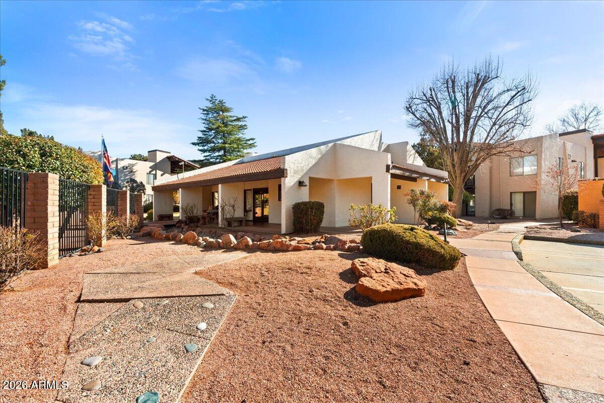 65 Verde Valley School Road, Unit D5 Sedona, AZ 86351 - Photo 24 of 32 24-Community Clubhouse