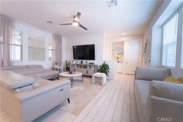 $519,900 | 16040 Parkhouse Drive, Unit 1, Fontana, CA 92336