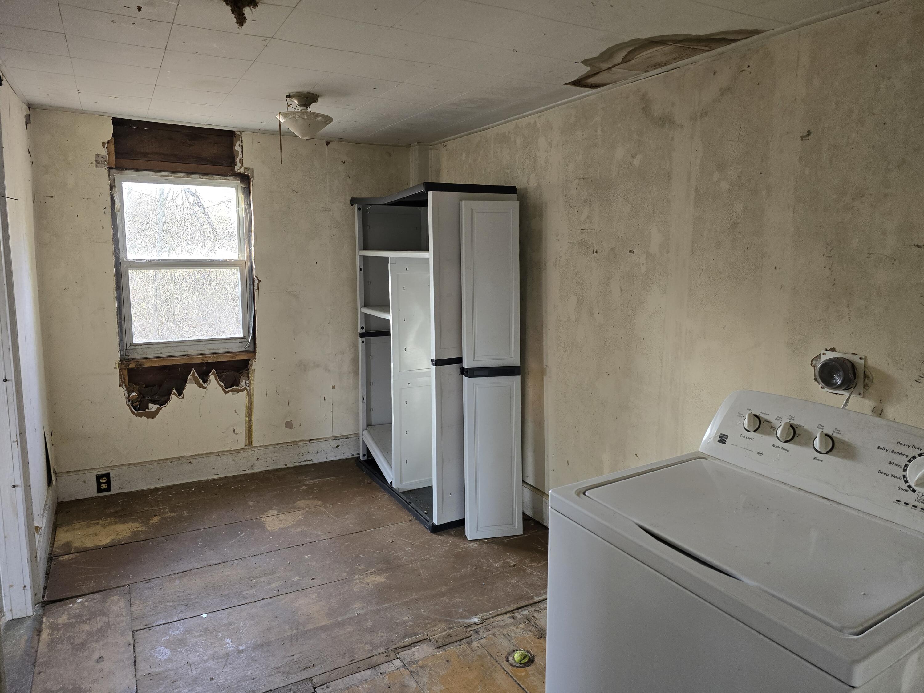 90 Birch Point Road Wiscasset, ME 04578 - Photo 22 of 24 20240417_170440
