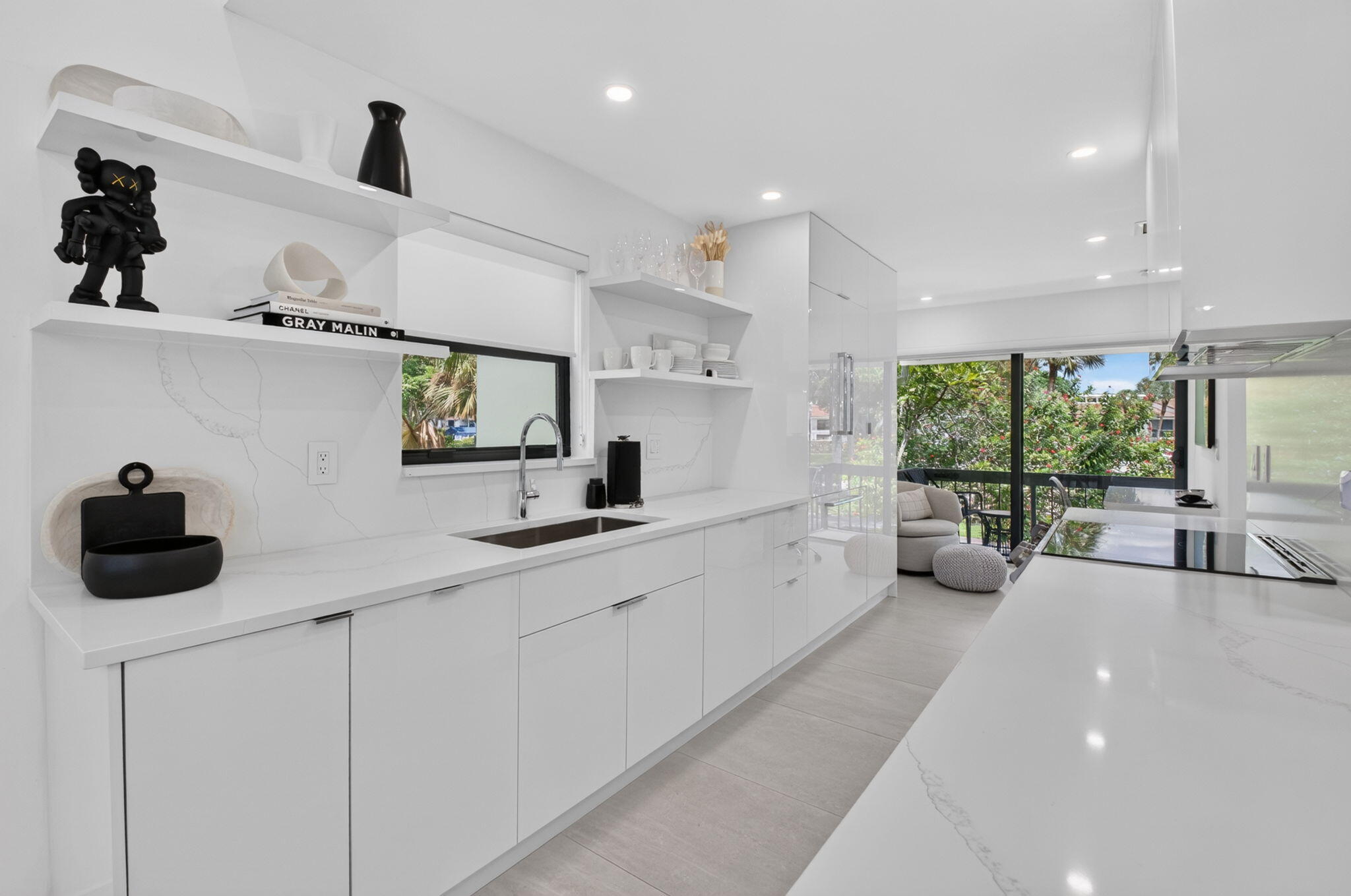 7710 Lakeside Boulevard Boca Raton, FL 33434 - Photo 6 of 51 14-web-or-mls-DSC_3346