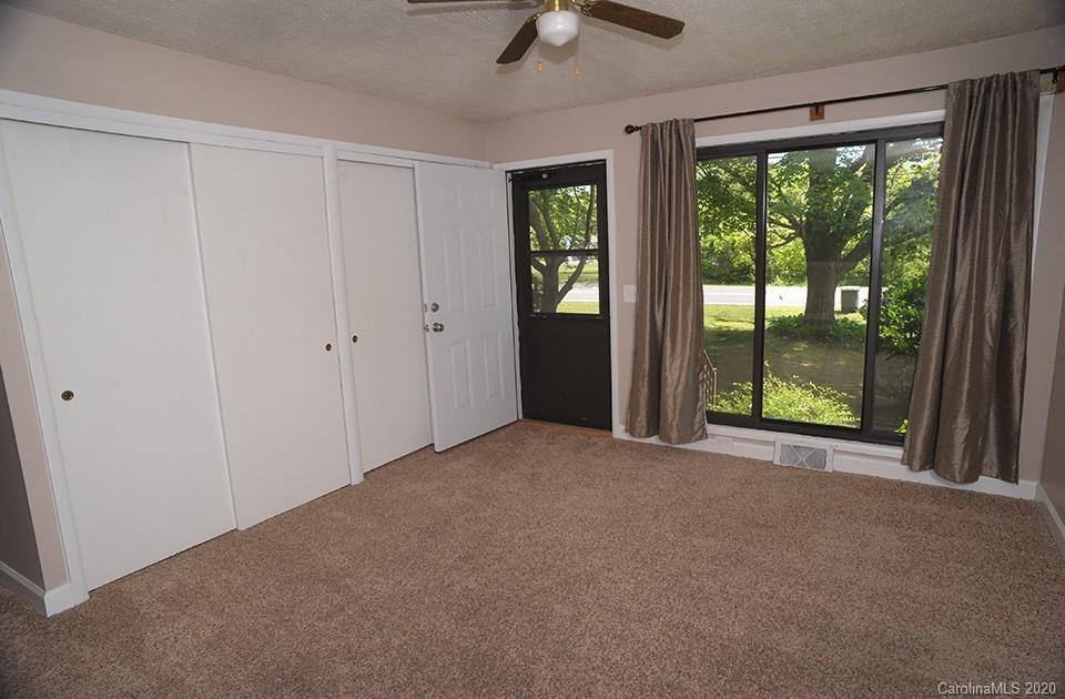 1109 Faith Road Salisbury, NC 28146 - Photo 4 of 19 Gallery Image 4