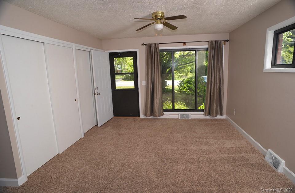 1109 Faith Road Salisbury, NC 28146 - Photo 5 of 19 Gallery Image 5