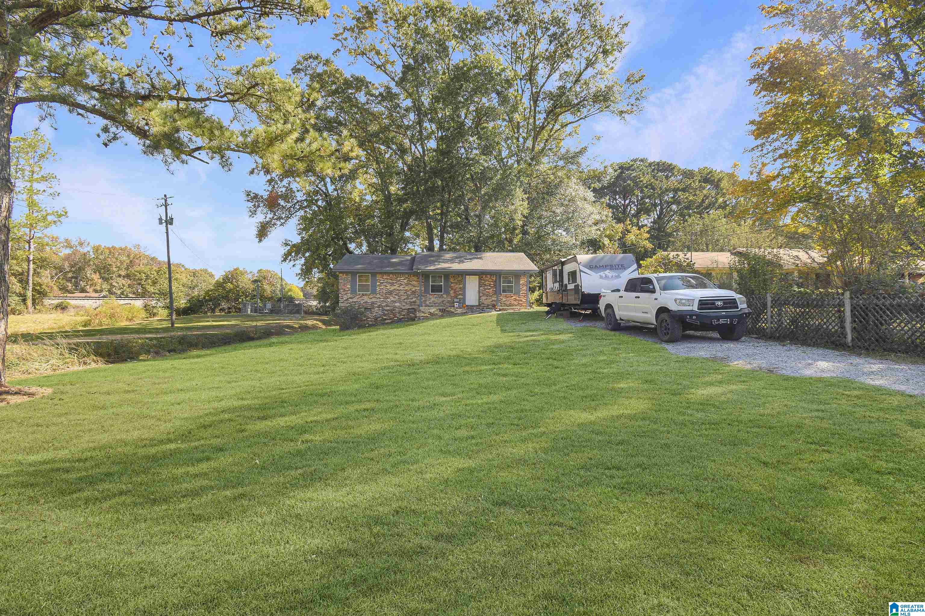 737 Main Street Jemison, AL 35085 - Photo 2 of 17