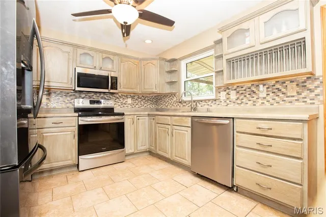 $495,000 | 4944 Highway 19, Cuba, MO 65453