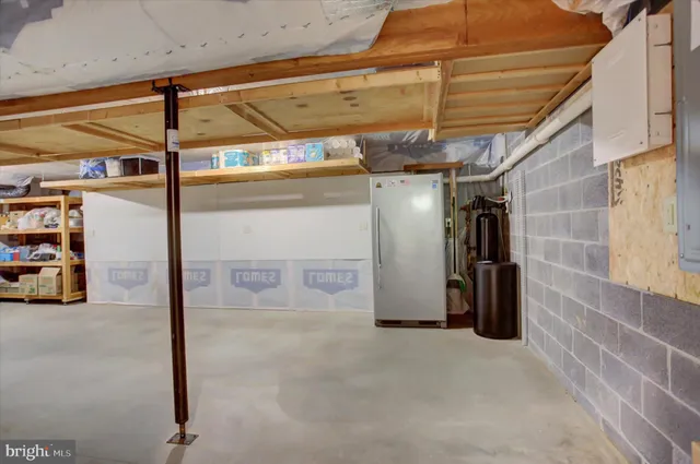 a bathroom with a toilet and a sink