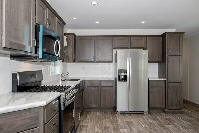 $299,000 | 3040 Cranberry Highway, Unit 16, Wareham, MA 02538