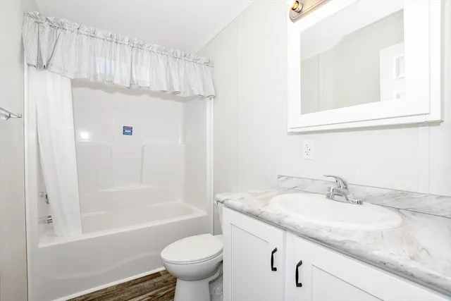 $299,000 | 3040 Cranberry Highway, Unit 16, Wareham, MA 02538