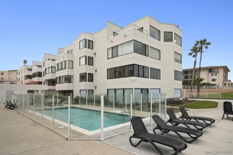 $2,795,000 | 100 Coast Boulevard, Unit 305, La Jolla, CA 92037