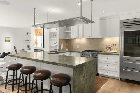 $2,795,000 | 100 Coast Boulevard, Unit 305, La Jolla, CA 92037