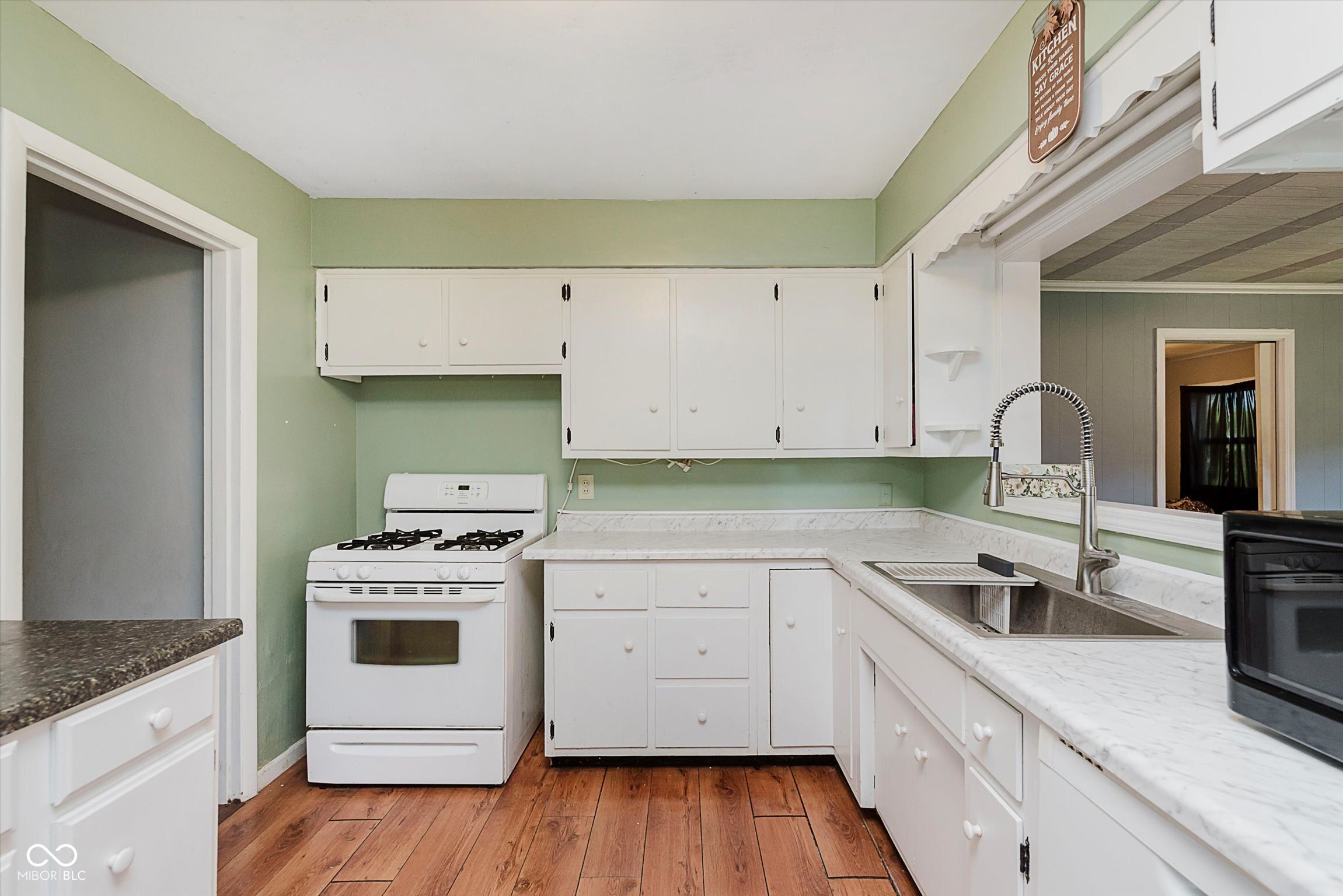 1908 Lora Street Anderson, IN 46013 - Photo 7 of 30