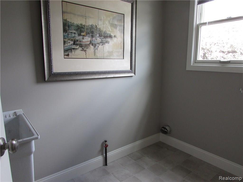 45318 Glengarry Road Canton, MI 48188 - Photo 20 of 30
