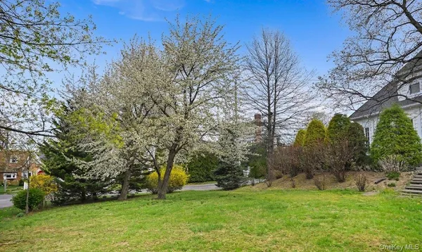 $1,599,000 | 60 Greenridge Avenue, White Plains, NY 10605